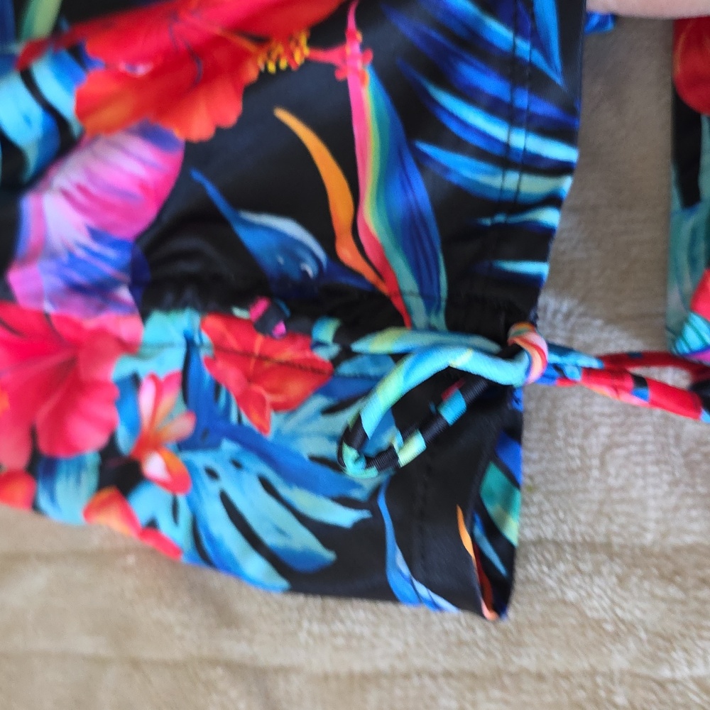 Black Tropical Floral Tankini Swim Set - Women Swim Plus Size 22 - Picture 6 of 14